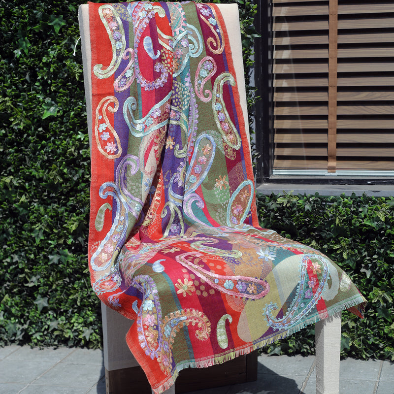 Ethnic Paisely Woollen Stole with Aari Embroidery